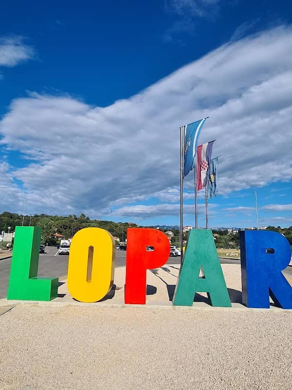 Lopar sign - Image 1