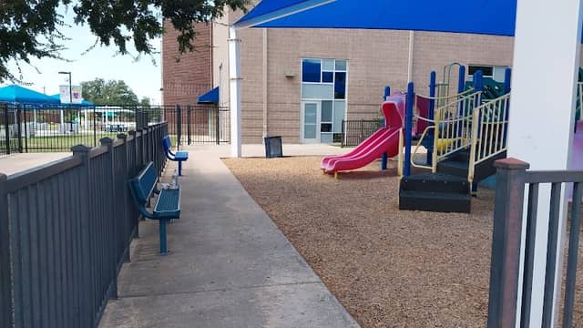 Don Showman Park - Image 2