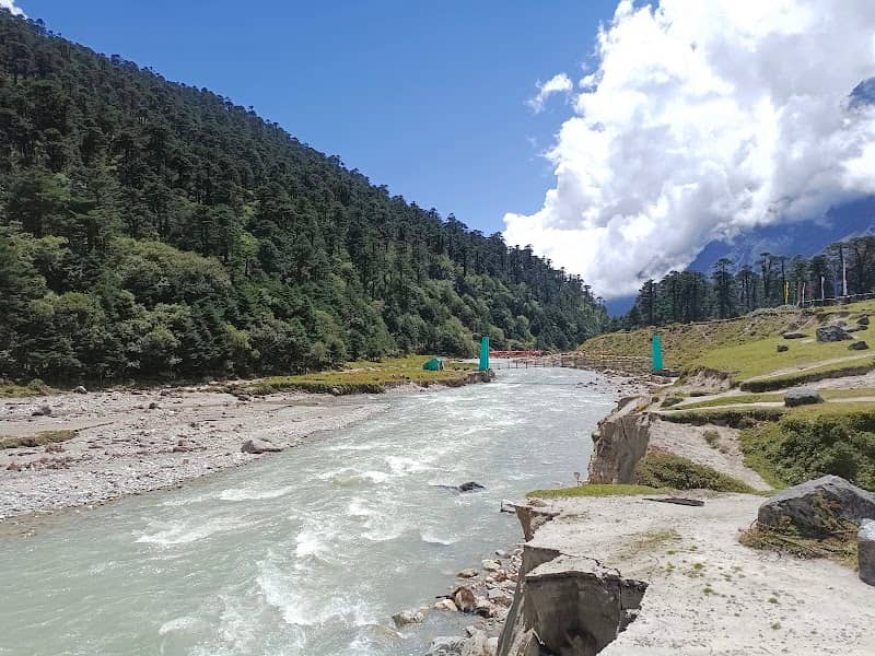 Yumthang View Point - Image 2