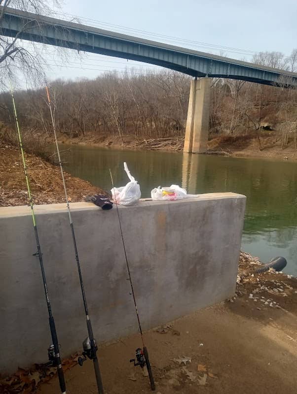 Morgantown Boat Ramp - Green River - Image 2