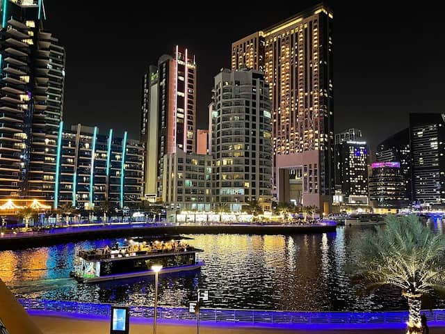 Marina Sightseeing - Image 1
