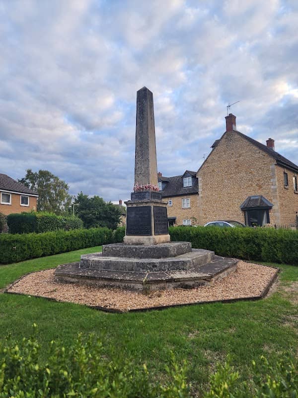 Weldon War Memorial. - Image 2