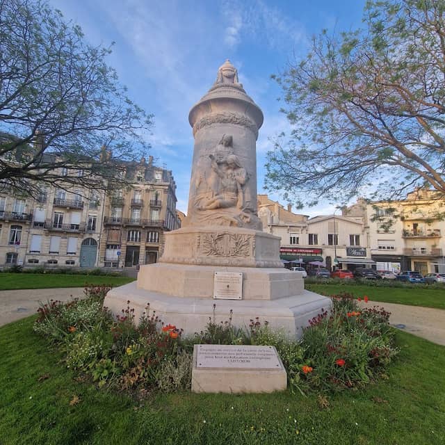 Place Aristide Briand - Image 2