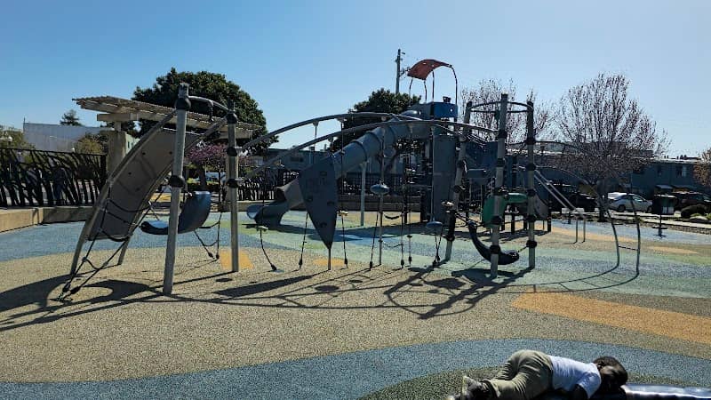 Doyle Hollis Park - Image 1