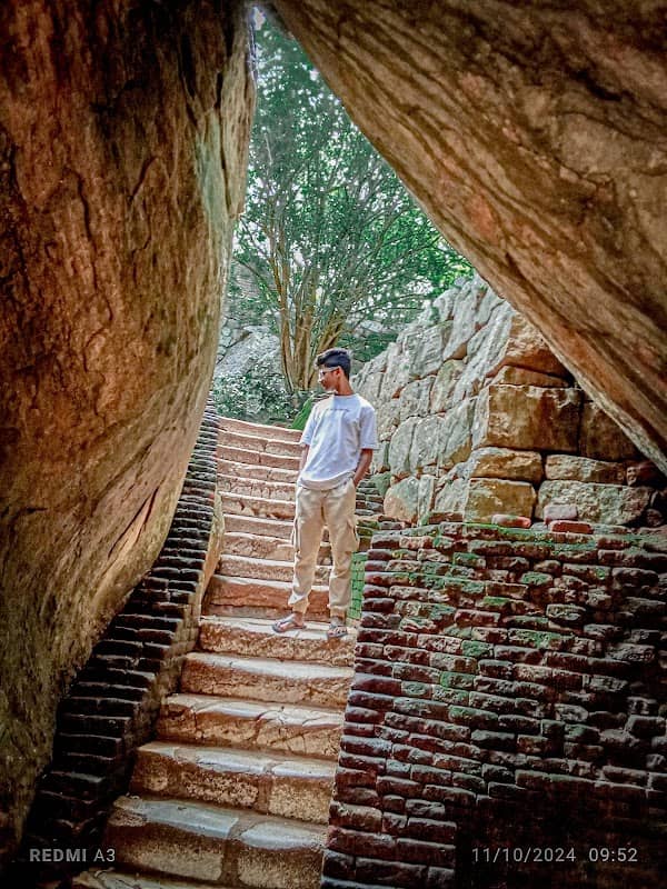 Sigiriya Frescoes (480 AD) - Image 2