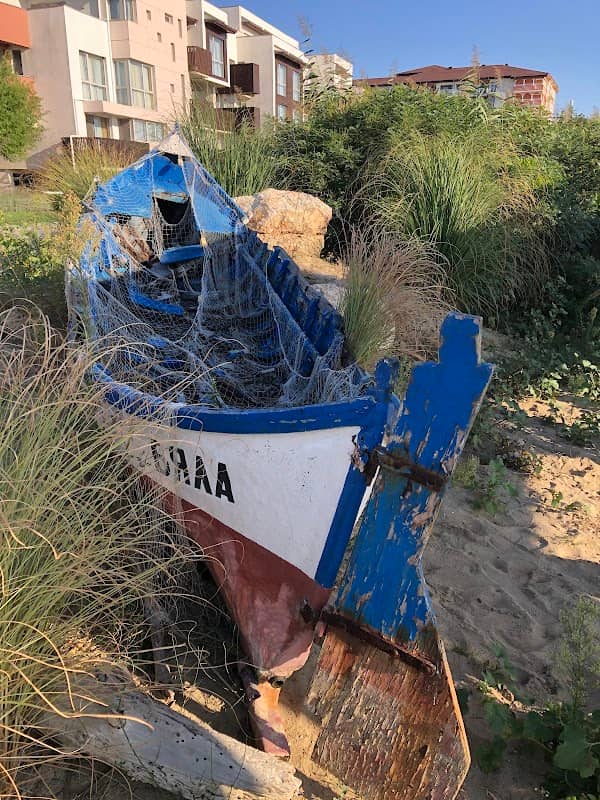 Old Boat - Image 1