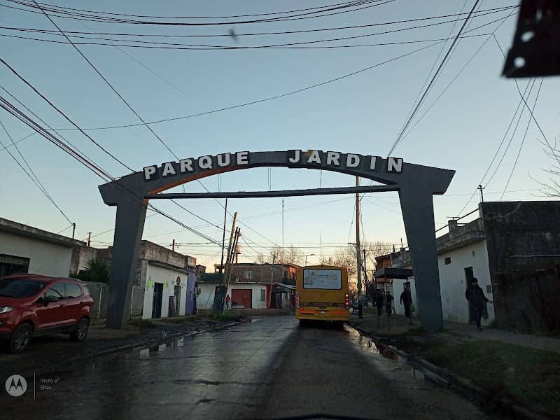 Arco Parque Jardín - Image 1
