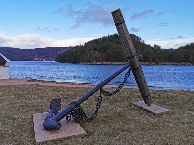 Big Anchor - Image 1