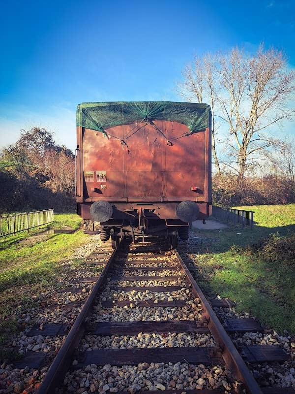 Old railway - Image 2