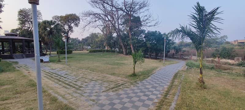 Atal Garden - Image 1