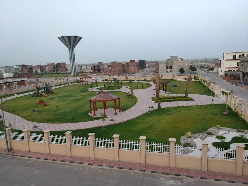 Ladies Park F Block - Image 1