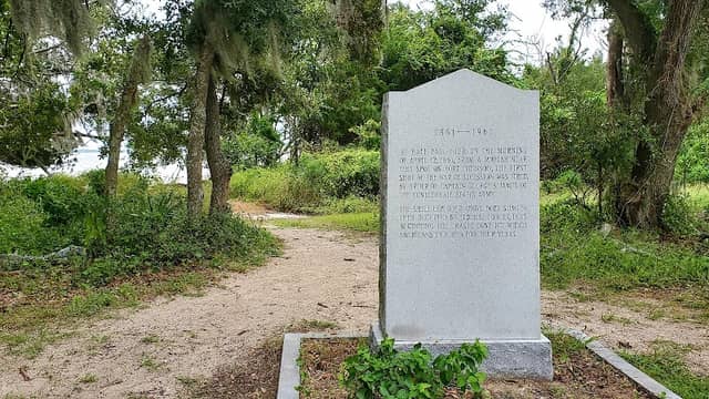 Fort Johnson - Image 2