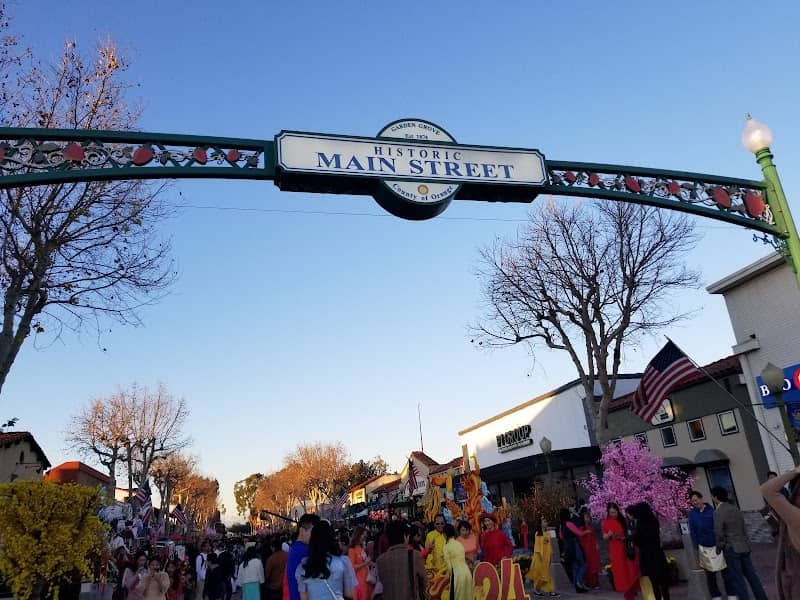 Historical Main Street Archway - Image 2