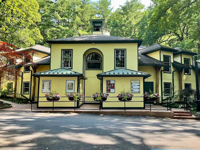 Mount Gretna Playhouse - Image 2