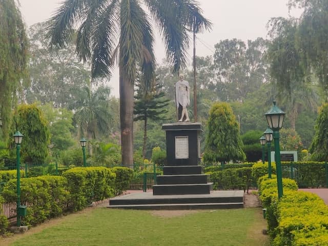 Gandhi Park - Image 1