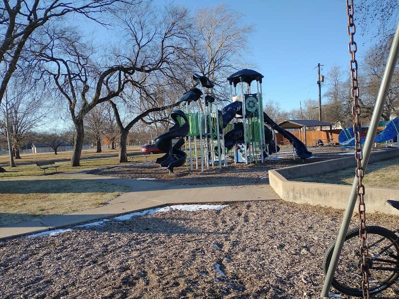 Southern Woods Park - Image 1