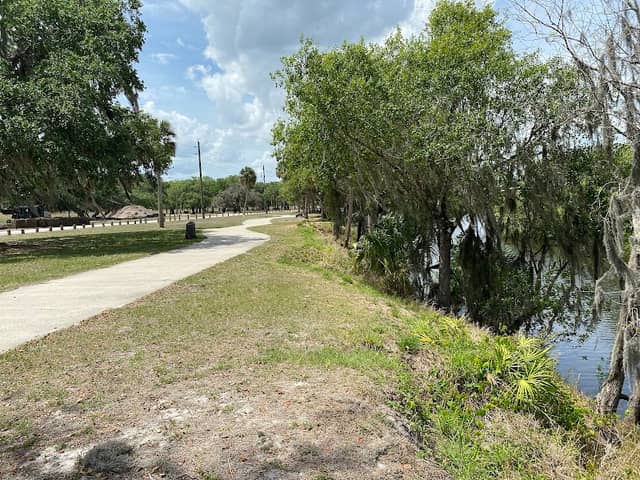 DeSoto Veterans Memorial Park - Image 2