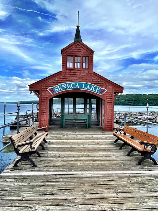 Pier House Seneca Lake Watkins Glen - Image 2