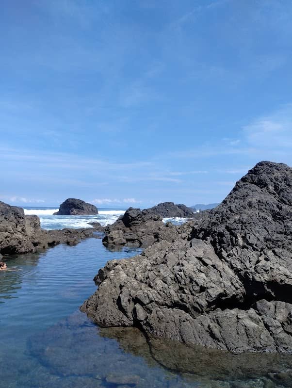 Ocean overlook - Image 1
