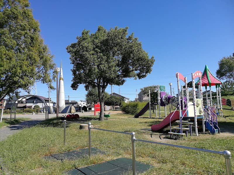 Takaki Park - Image 1