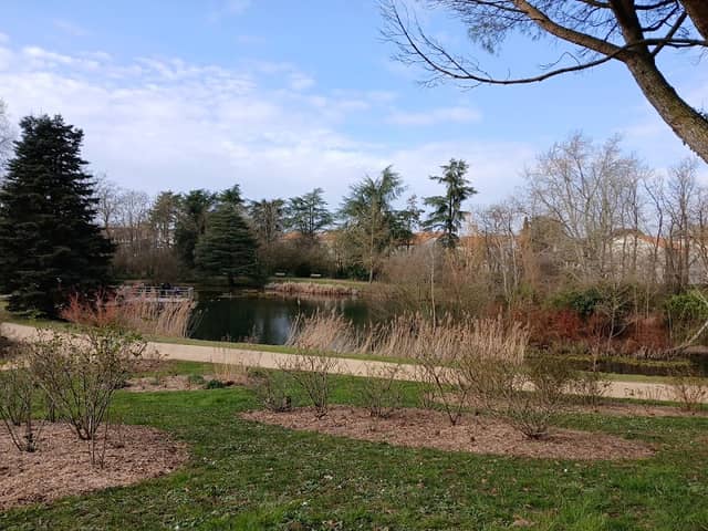 Parc Floral La Roseraie - Image 1
