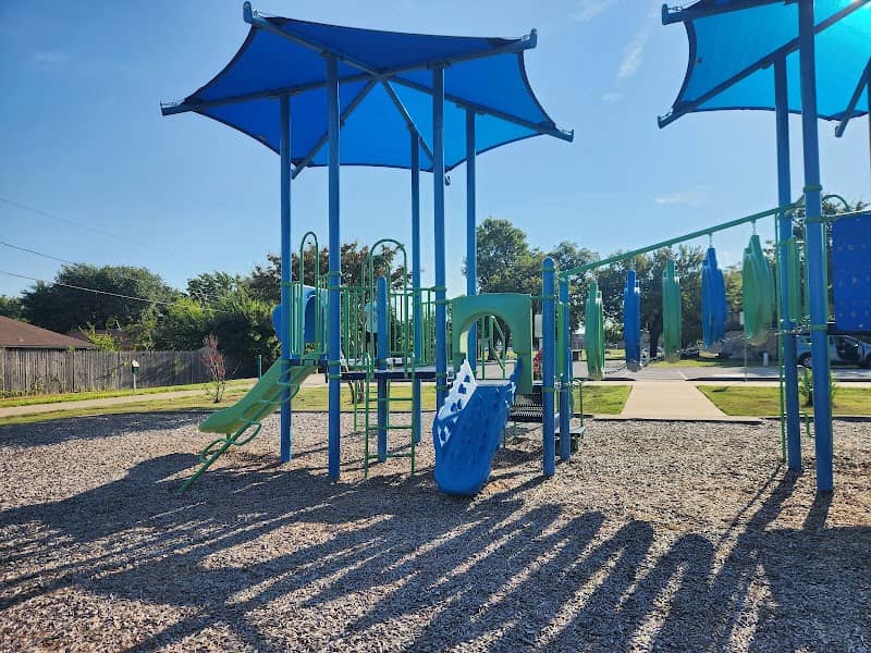 Valentine Park - Image 1