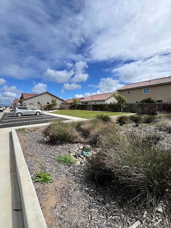 Ladera Dr West Park - Image 1