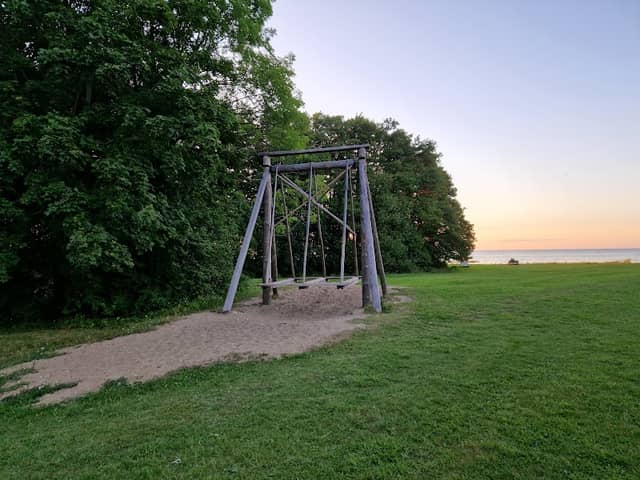 Kärdla külakiik - Image 1
