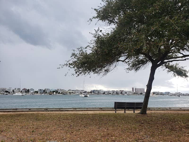 South Channel Drive Mini-Park - Image 1