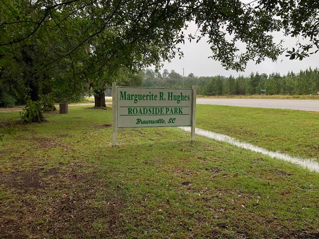 Roadside Park - Image 2