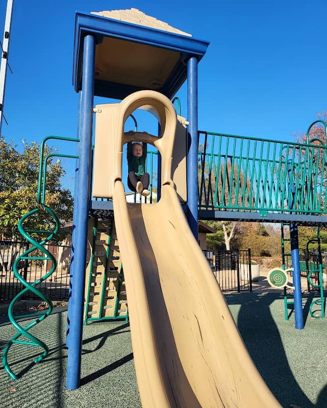 Blue bird park - Image 1