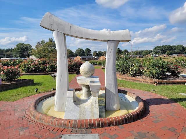 Wilson Rose Garden - Image 3