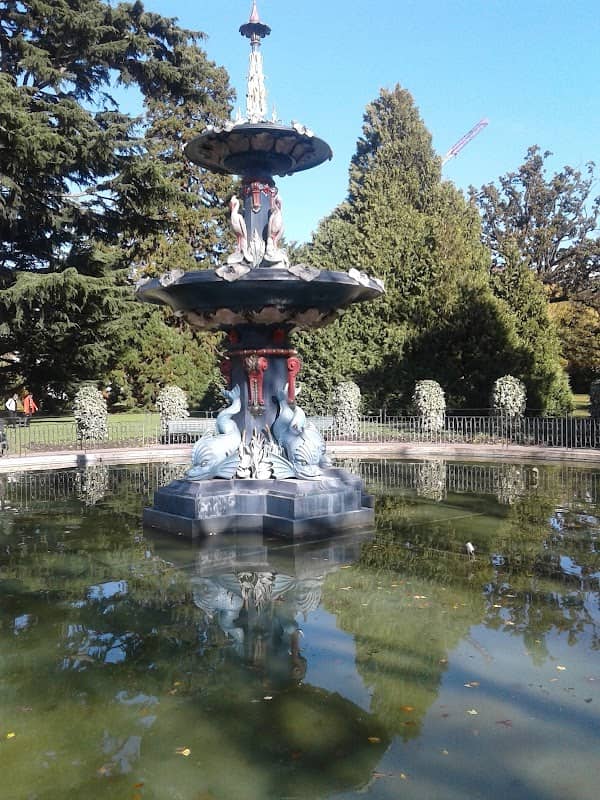 Christchurch Botanic Gardens - Image 2