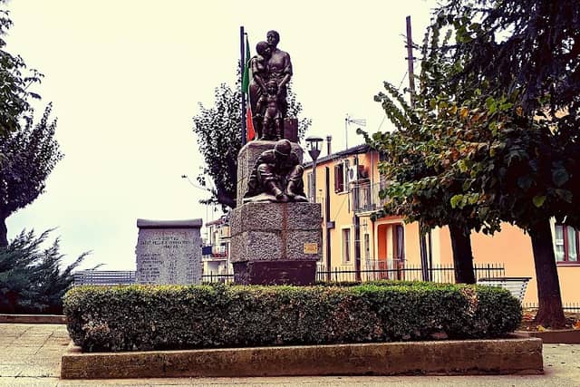 Villetta Ai Caduti In Guerra - Image 1
