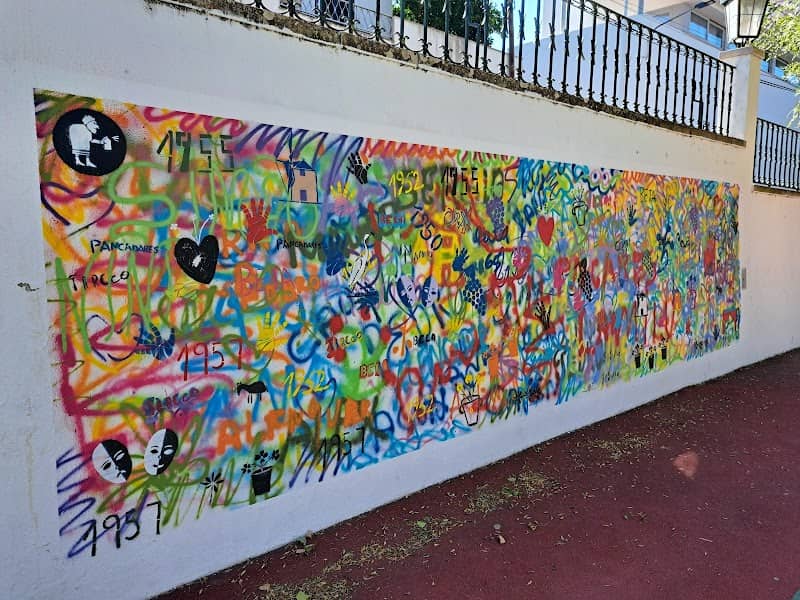 Mural "LATA 65" - Image 1