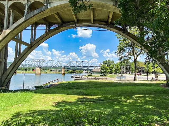 Riverwalk City Park - Image 1