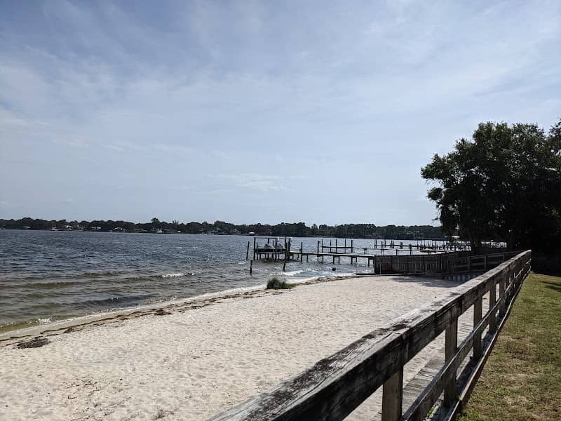 Garniers Beach Park - Image 1