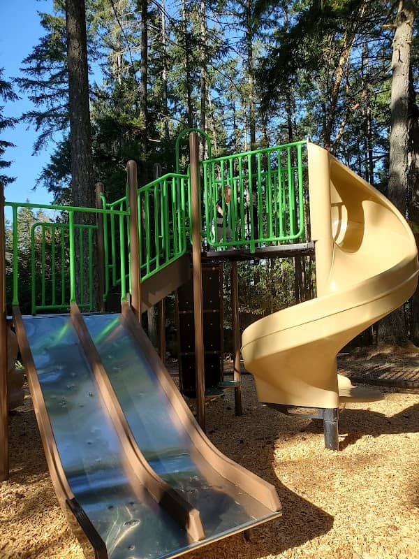 Gibsons Park - Image 1
