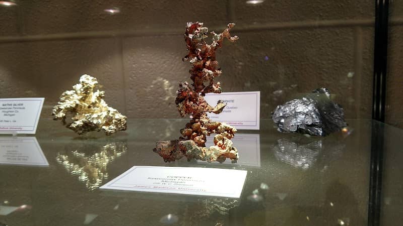 James Madison University Mineral Museum - Image 1