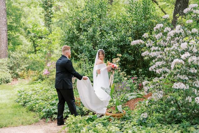 The Ivy Place- Garden Wedding Venue - Image 1