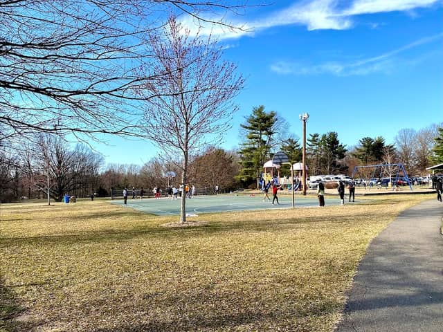 Van Dyck Park - Image 2