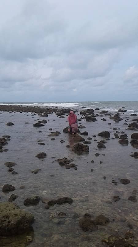 Pantai Tenang - Image 1
