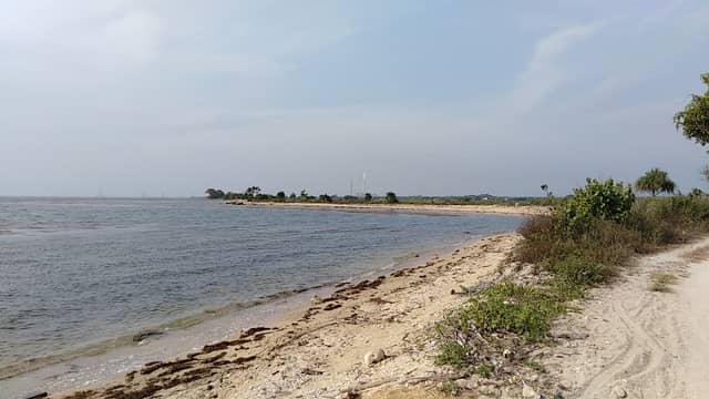 Pantai Tenang - Image 2