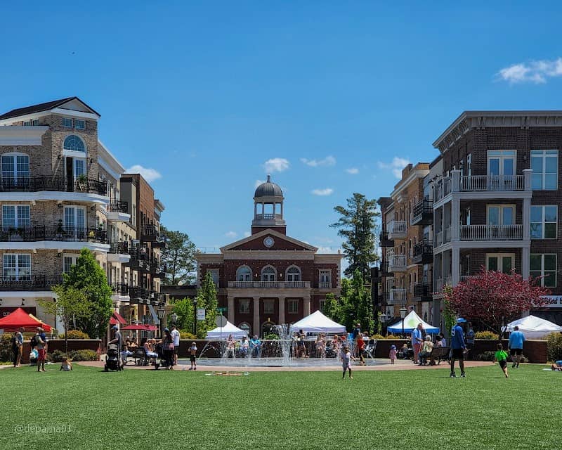 Town Green Fountain - Image 2