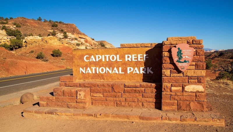 Capitol Reef National Park Sign - Image 1