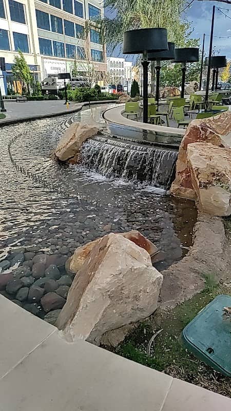 Mountain View Village Water Fountains - Image 2
