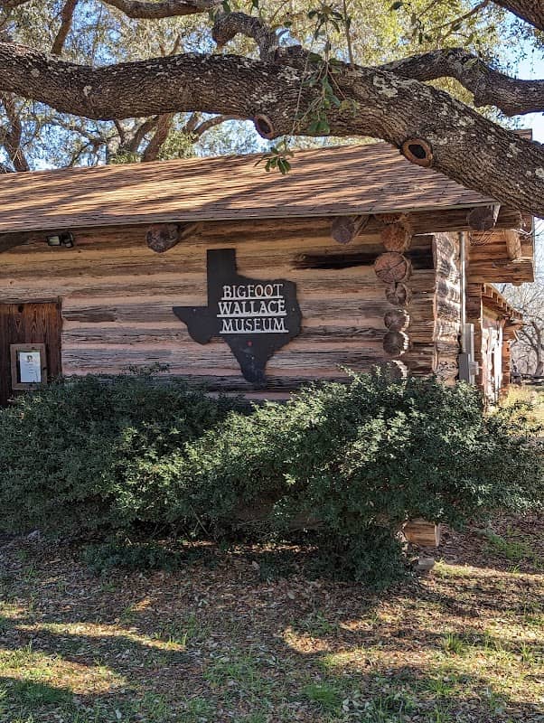 Bigfoot Museum - Image 1
