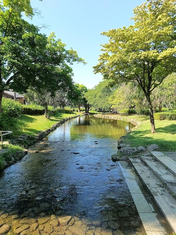 Higashiomiya Water Park - Image 1