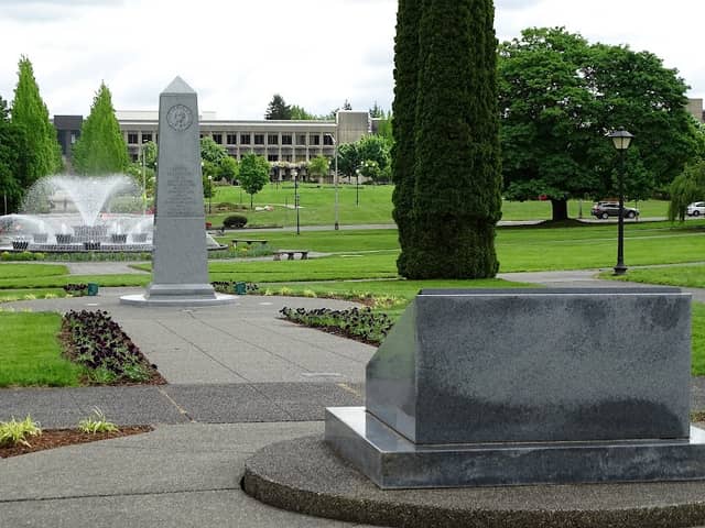 Tivoli Fountain - Image 2