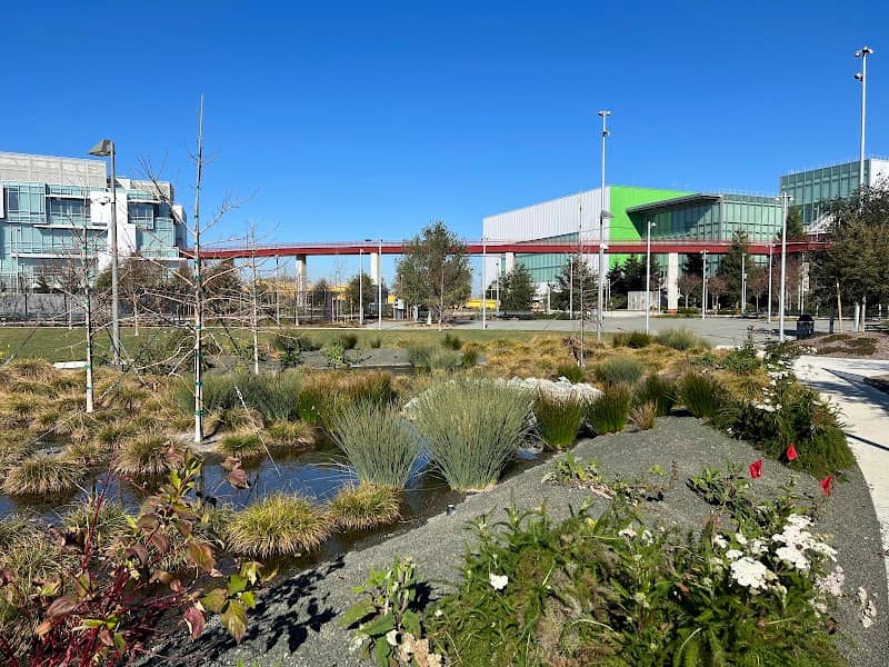 Meta Park. - Image 1